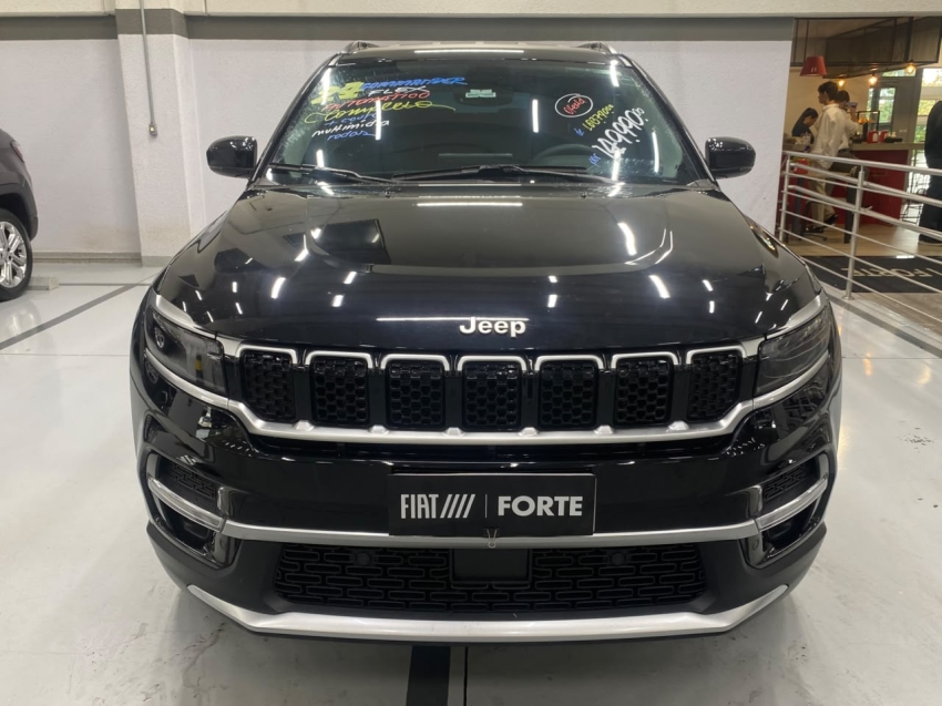 jeep commander 1.3 t270 turbo flex longitude at6 4p automatico 20242