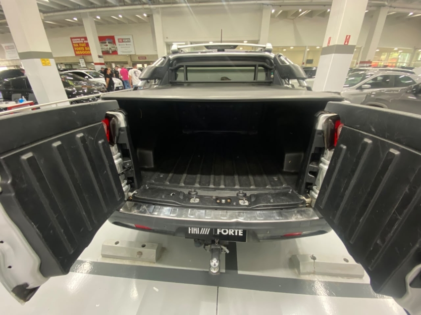 fiat toro 2.0 16v turbo diesel ranch 4wd at9 4p automatico 201916