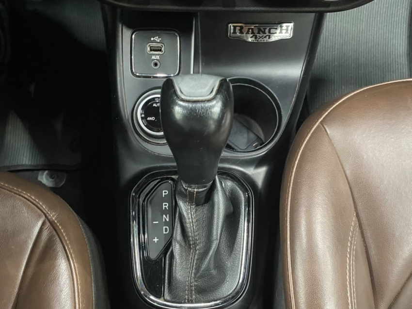 fiat toro 2.0 16v turbo diesel ranch 4wd at9 4p automatico 20198