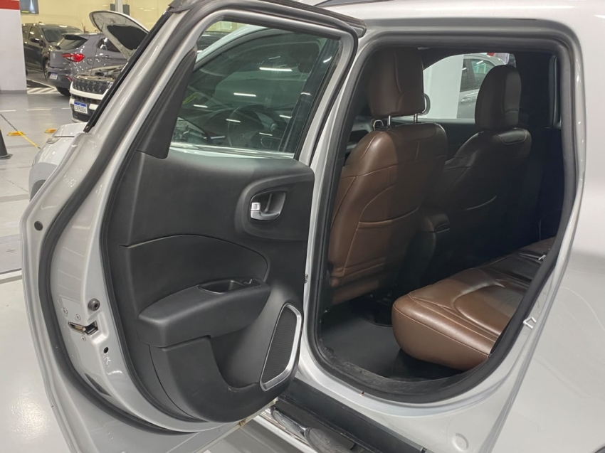 fiat toro 2.0 16v turbo diesel ranch 4wd at9 4p automatico 201912