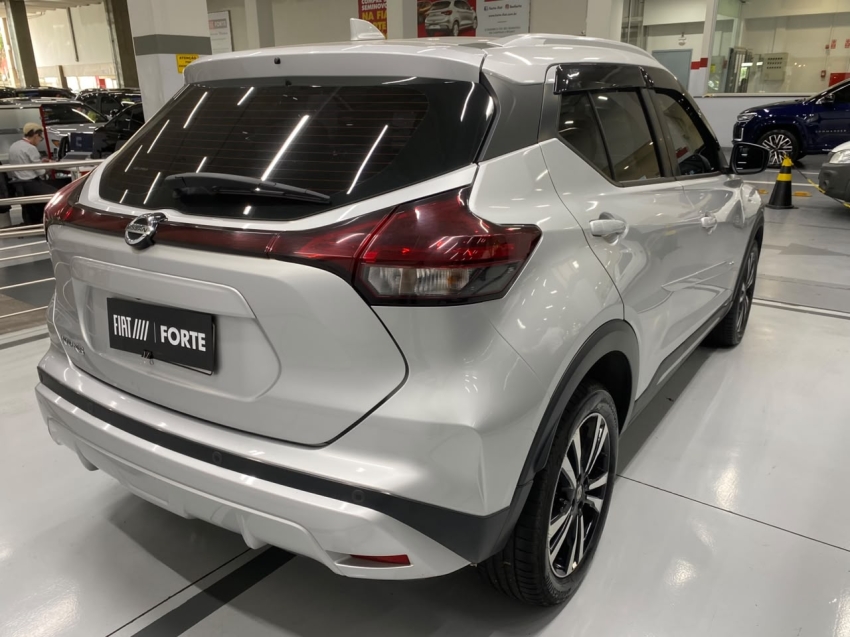 nissan kicks 1.6 16v flexstart advance xtronic flex 4p automatico 202213