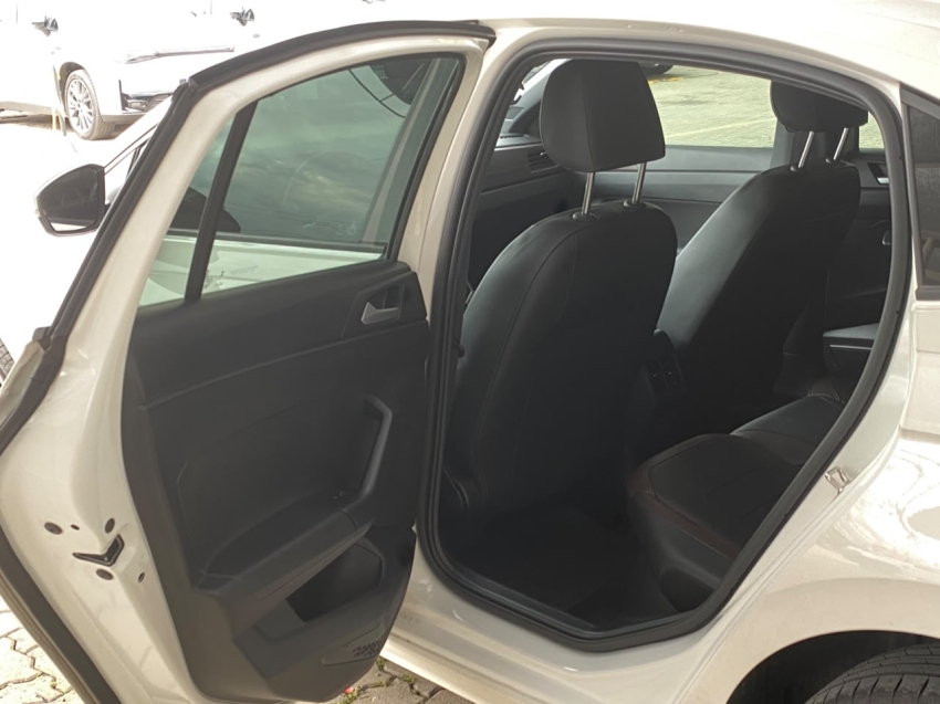 volkswagen virtus 1.0 200 tsi highline automatico flex 4p 202512