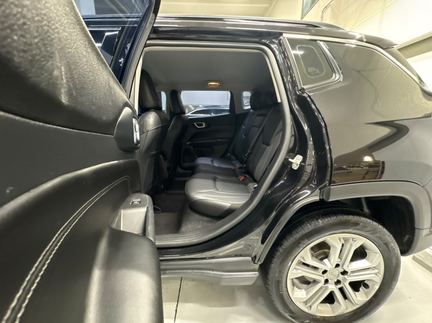 jeep compass 2.0 td350 turbo diesel longitude at9 4p automatico 202212