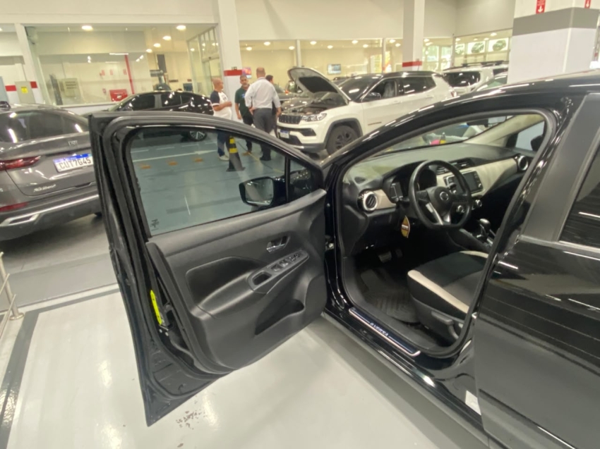nissan versa 1.6 16v flex advance xtronic 4p automatico 20239
