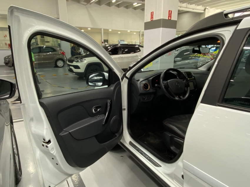 renault sandero 1.6 16v sce flex stepway manual 4p 201811