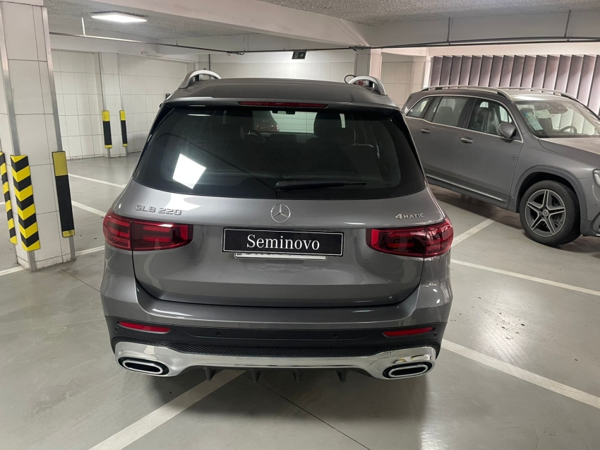 mercedes-benz glb 220 2.0 mhev amg line 4matic 8g-dct hibrido 5p automatico 2025