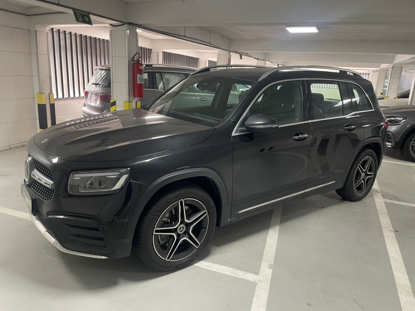 mercedes-benz glb 220 2.0 mhev amg line 4matic 8g-dct hibrido 5p automatico 2025