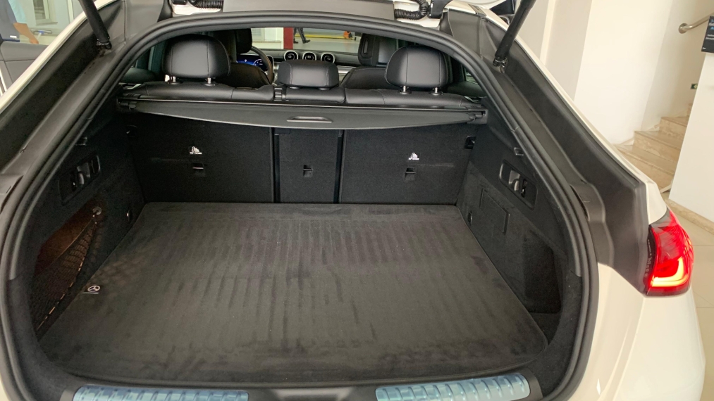 mercedes-benz glc 300 2.0 mhev coupe 4matic 9g-tronic hibrido 5p automatico 2024