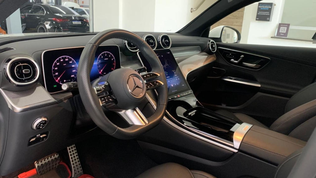 mercedes-benz glc 300 2.0 mhev coupe 4matic 9g-tronic hibrido 5p automatico 2024