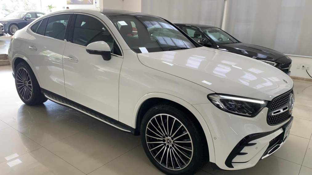 mercedes-benz glc 300 2.0 mhev coupe 4matic 9g-tronic hibrido 5p automatico 2024