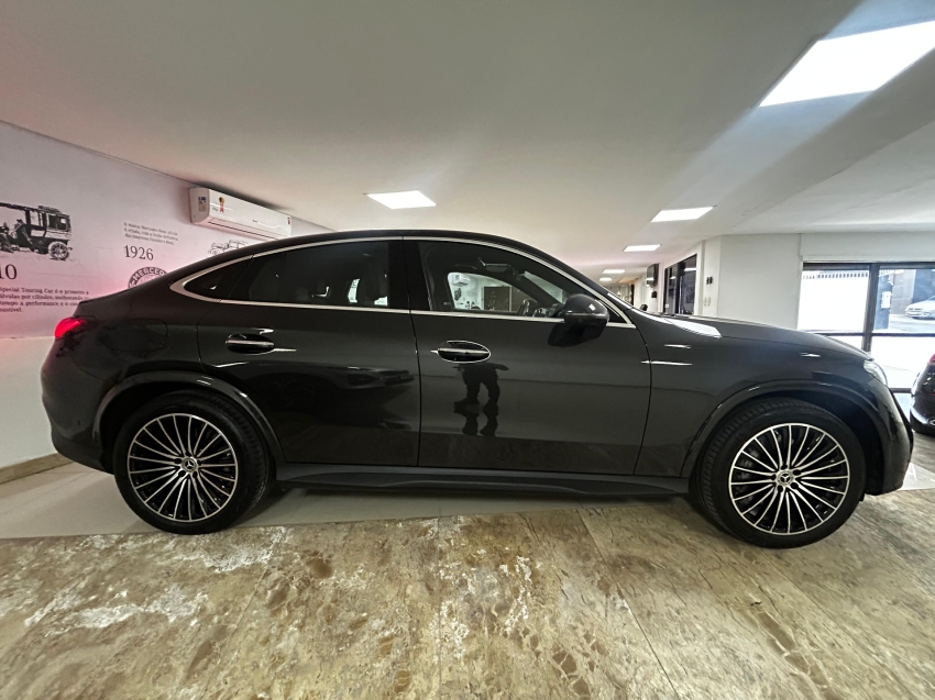 mercedes-benz glc 300 2.0 mhev coupe 4matic 9g-tronic hibrido 4p automatico 20251