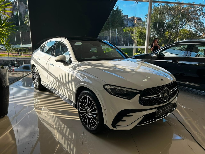 mercedes-benz glc 300 2.0 mhev amg line coupe 4matic 9g-tronic hibrido 4p automatico 20260