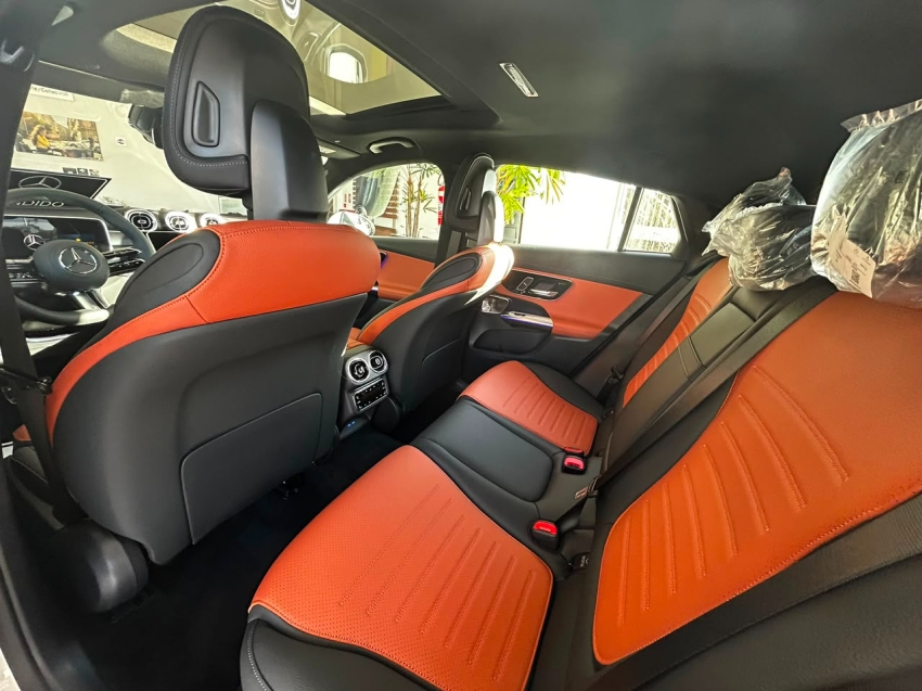 mercedes-benz glc 300 2.0 mhev amg line coupe 4matic 9g-tronic hibrido 4p automatico 20267