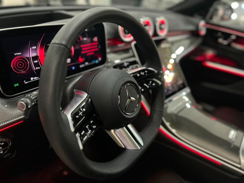 mercedes-benz c 300 2.0 eq boost hibrido amg line 9g-tronic 4p automatico 20266