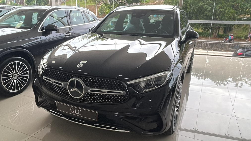 mercedes-benz glc 300 2.0 mhev amg line 4matic 9g-tronic hibrido 4p automatico 2026