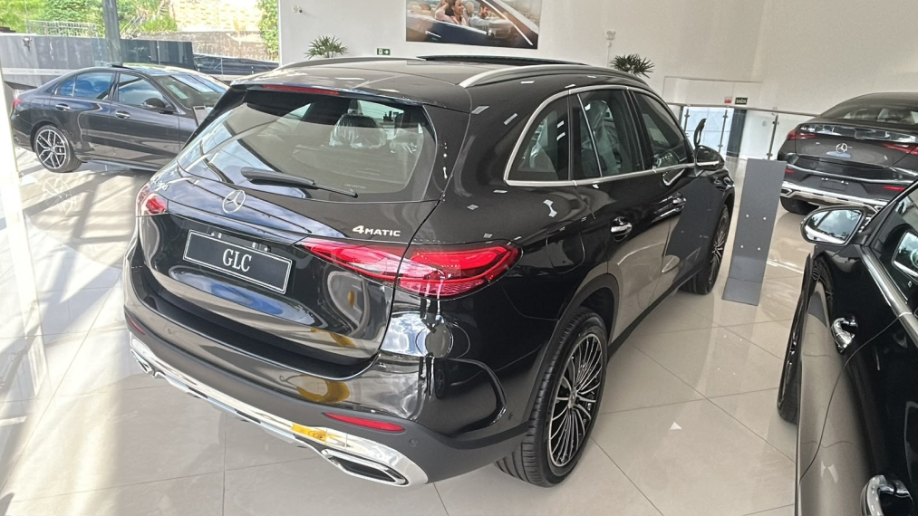 mercedes-benz glc 300 2.0 mhev amg line 4matic 9g-tronic hibrido 4p automatico 20262