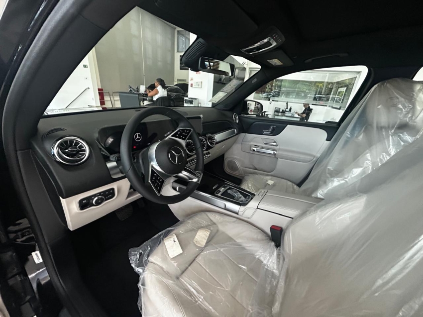 mercedes-benz glb 220 2.0 mhev progressive 4matic 8g-dct hibrido 4p automatico 20265