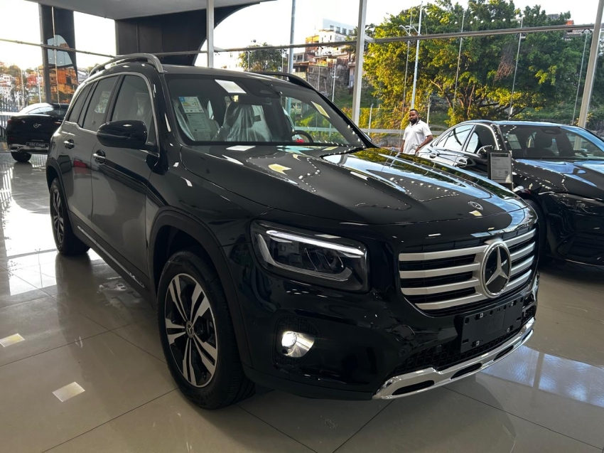 mercedes-benz glb 220 2.0 mhev progressive 4matic 8g-dct hibrido 4p automatico 20261