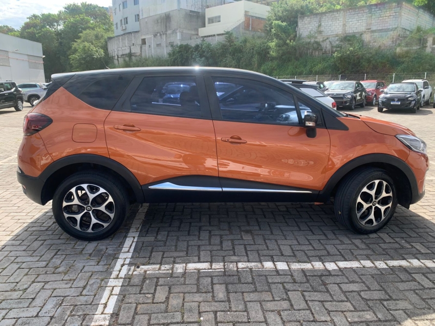 renault captur 1.6 16v sce flex intense x-tronic 5p automatico 2018