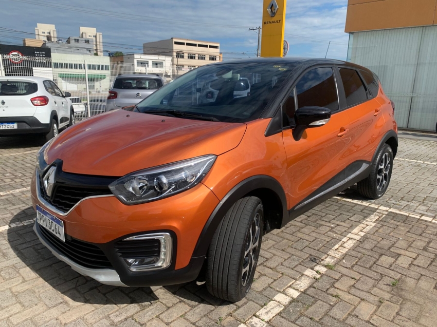 renault captur 1.6 16v sce flex intense x-tronic 5p automatico 2018