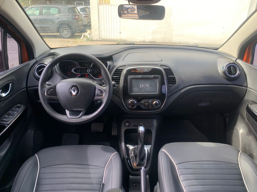 renault captur 1.6 16v sce flex intense x-tronic 5p automatico 2018