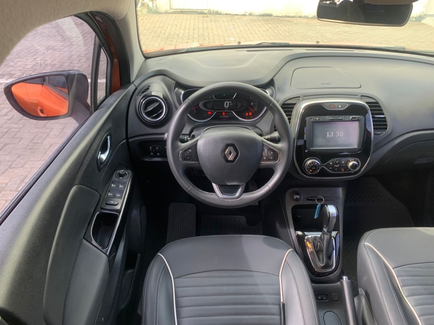 renault captur 1.6 16v sce flex intense x-tronic 5p automatico 2018