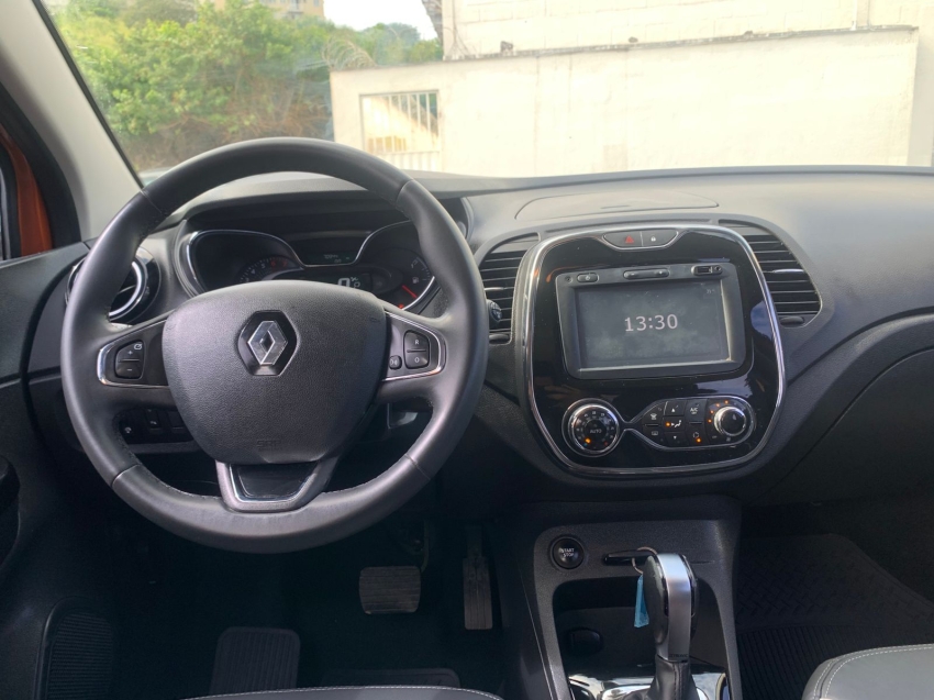 renault captur 1.6 16v sce flex intense x-tronic 5p automatico 2018