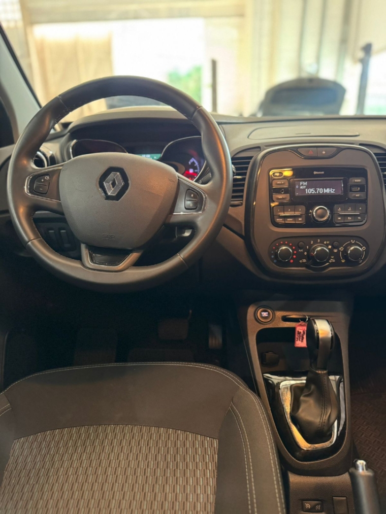 captur 1.6 16v sce flex life x-tronic