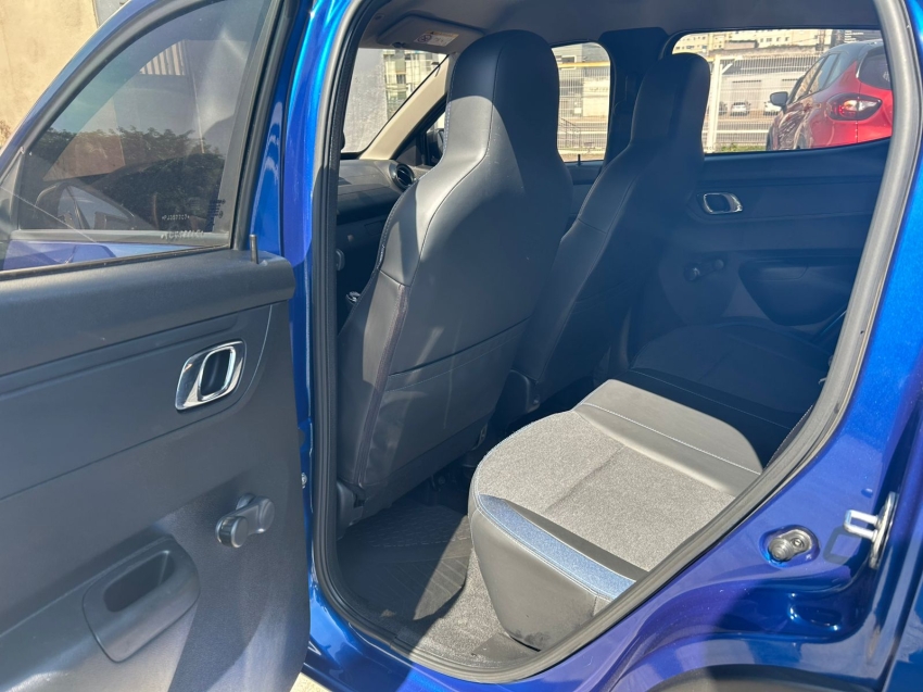 renault kwid 1.0 sce flex intense 2023