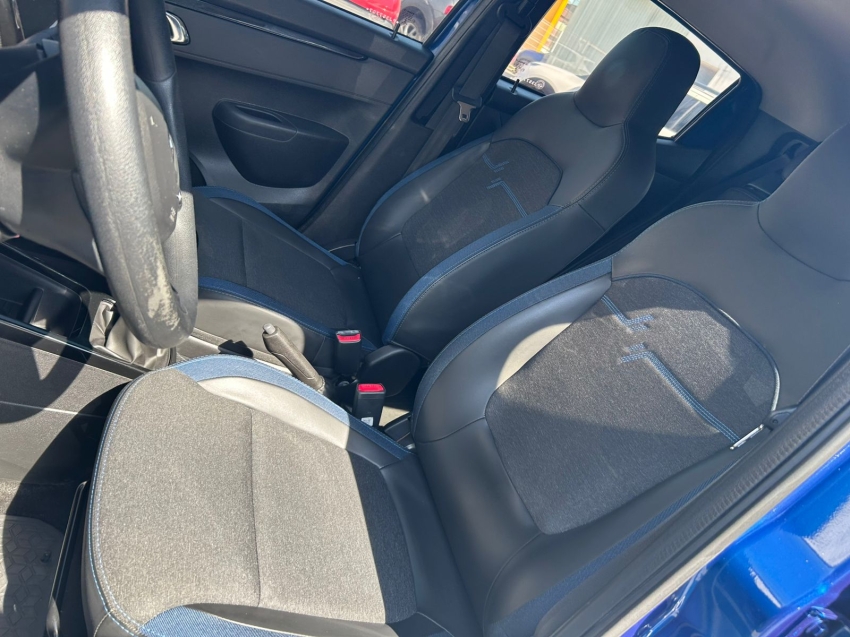 renault kwid 1.0 sce flex intense 2023