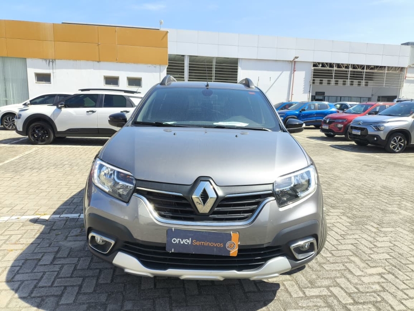 renult stepway 1.6 sce iconic x-tronic 2024