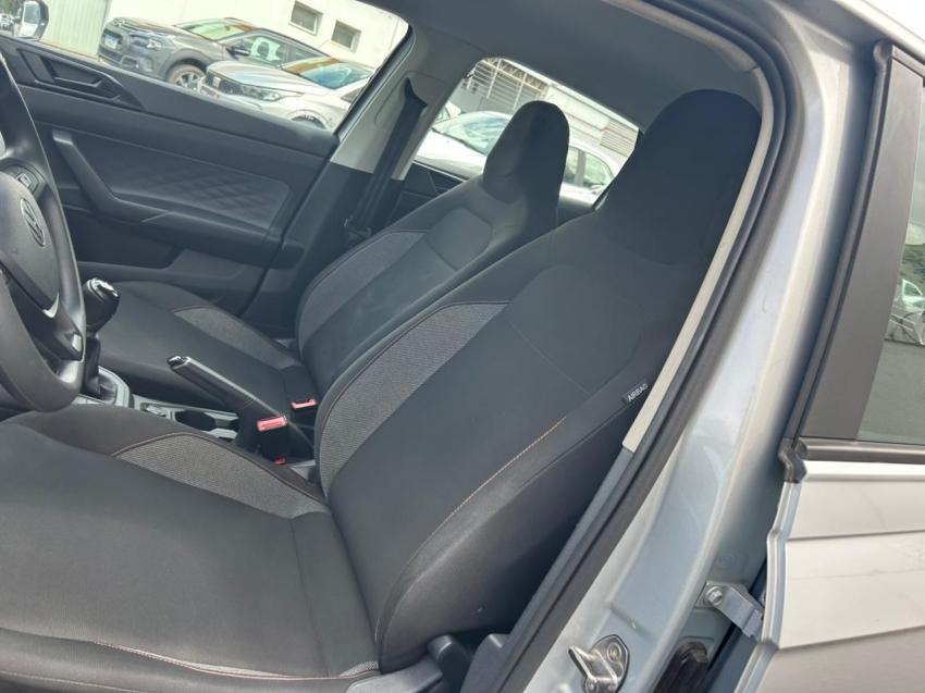 volkswagen polo 1.0 mpi track manual