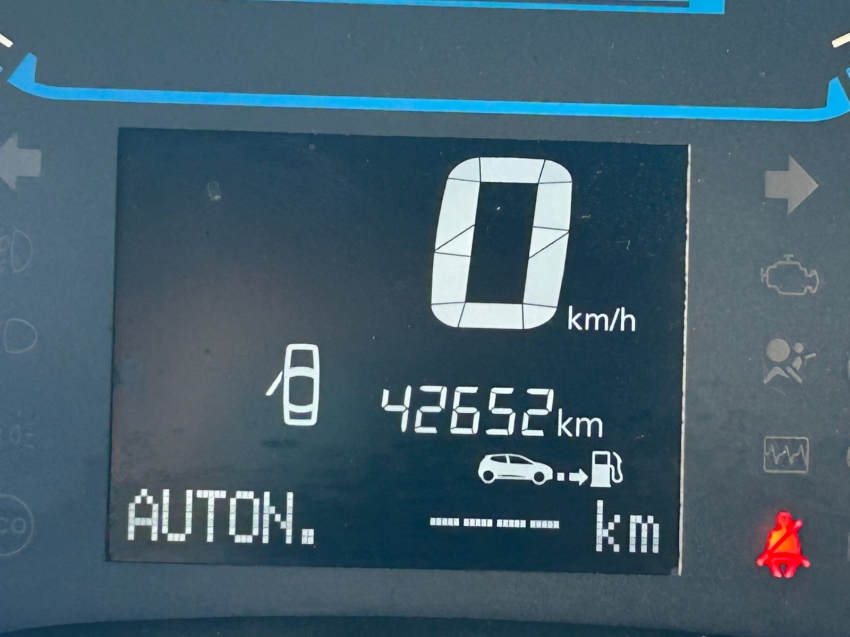 renault kwid intense 1.0 flex 12v 2024