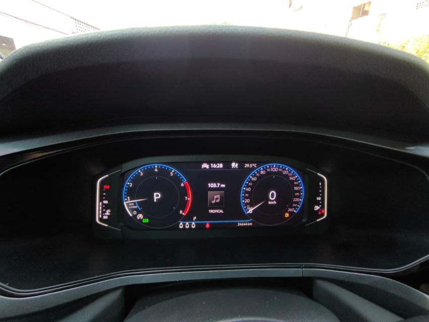 volkswagen taos 1.4 250 tsi total flex highline automatico 5p 202313