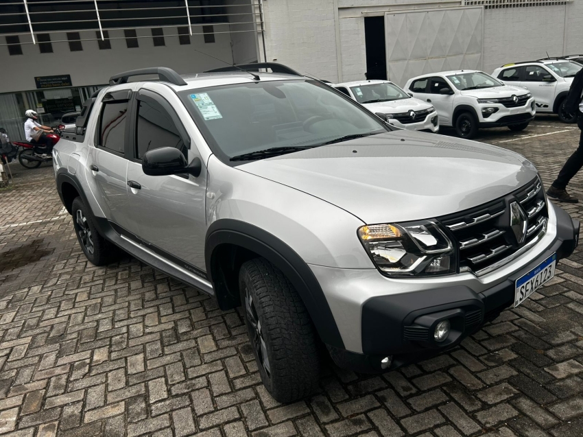 renault oroch 1.3 tce flex outsider x-tronic 4p automatico 20241