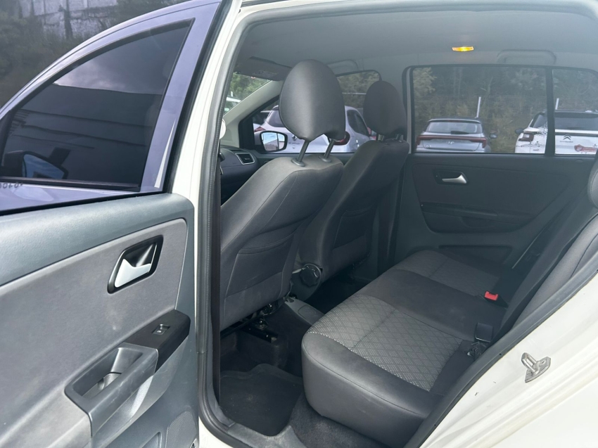 volkswagem fox 1.0 mpi trendline 12v flex manual 201612