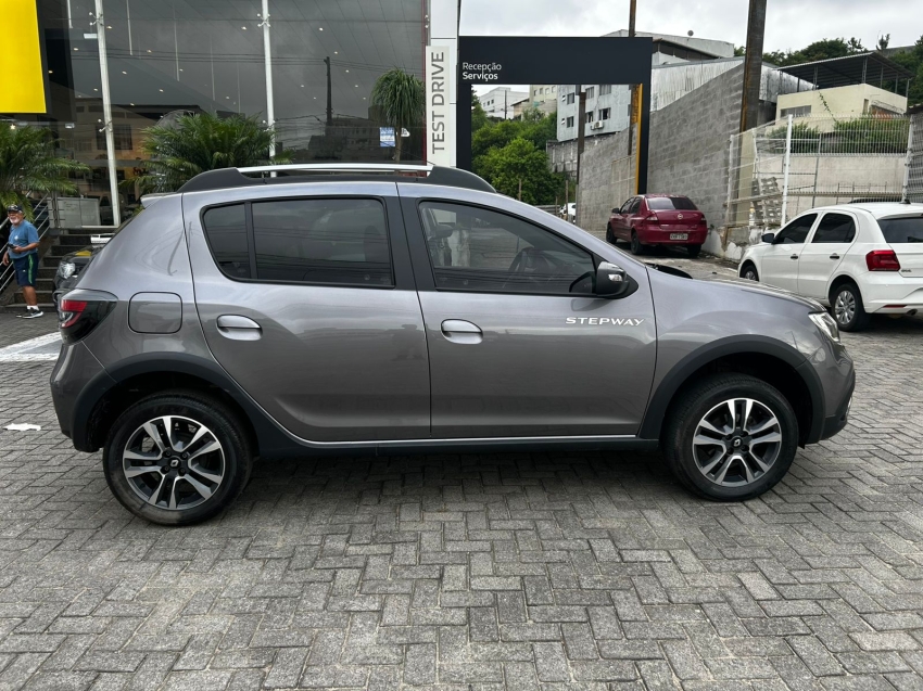 stepway iconic 2024 1.6 cvt5