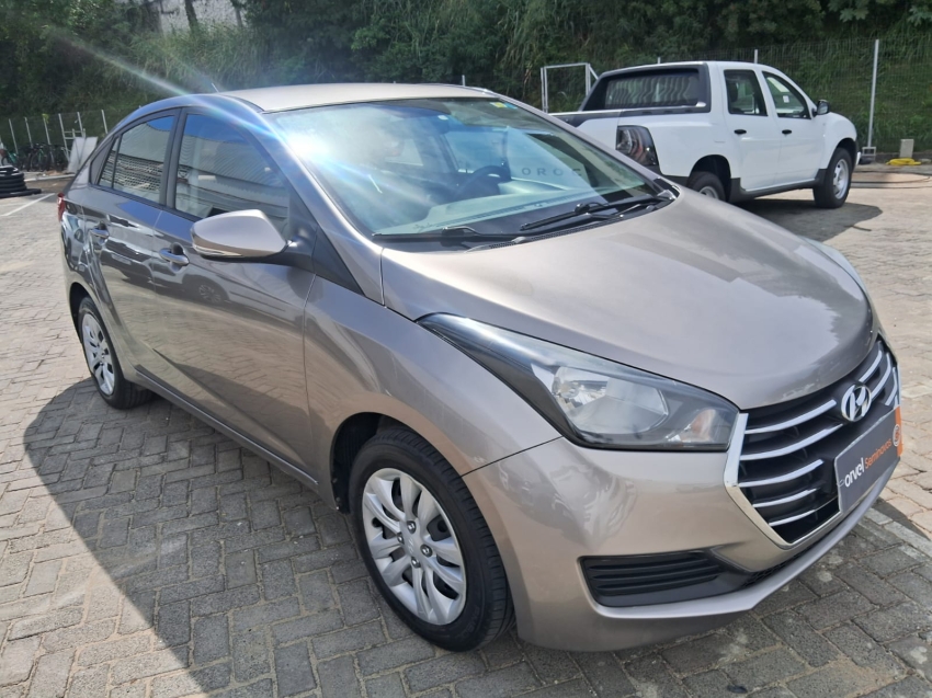 hyundai hb20s 1.6 comfort plus 16v automatico 2017