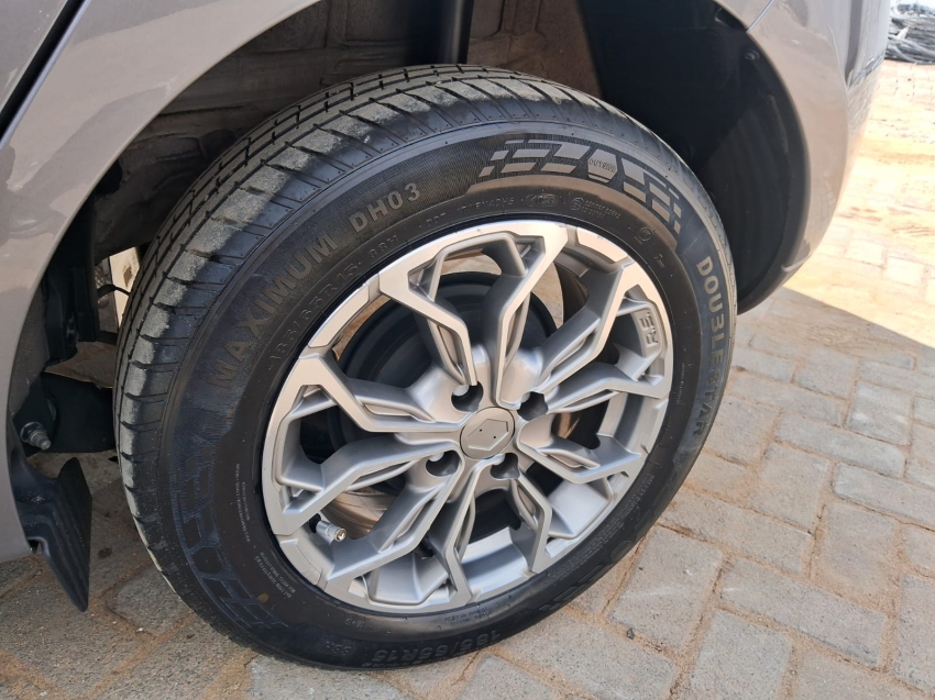 renault sandero 1.0 12v sce flex s edition 2023 manual6