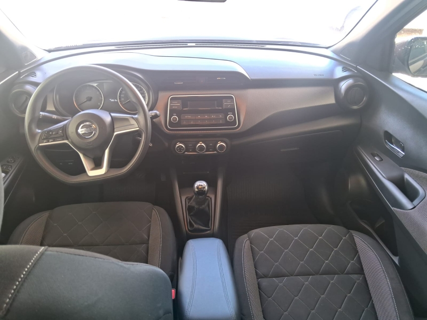 nissan kicks 1.6 manual5
