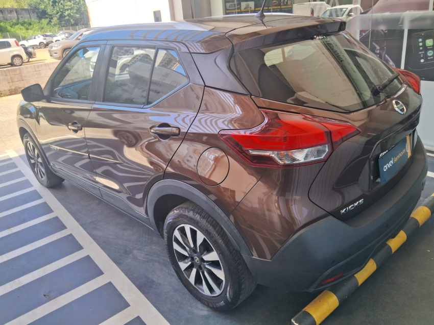 nissan kicks 1.6 manual2