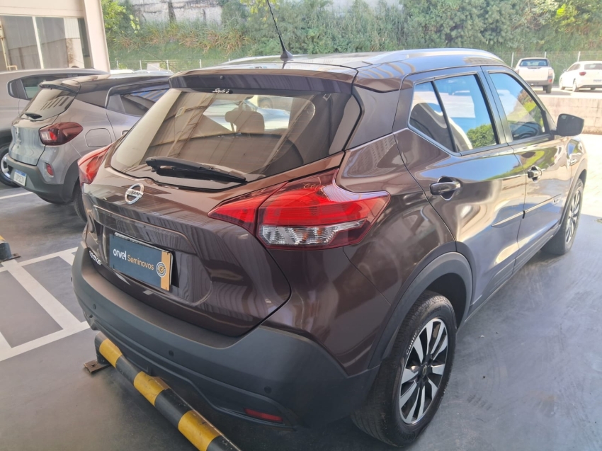 nissan kicks 1.6 manual3