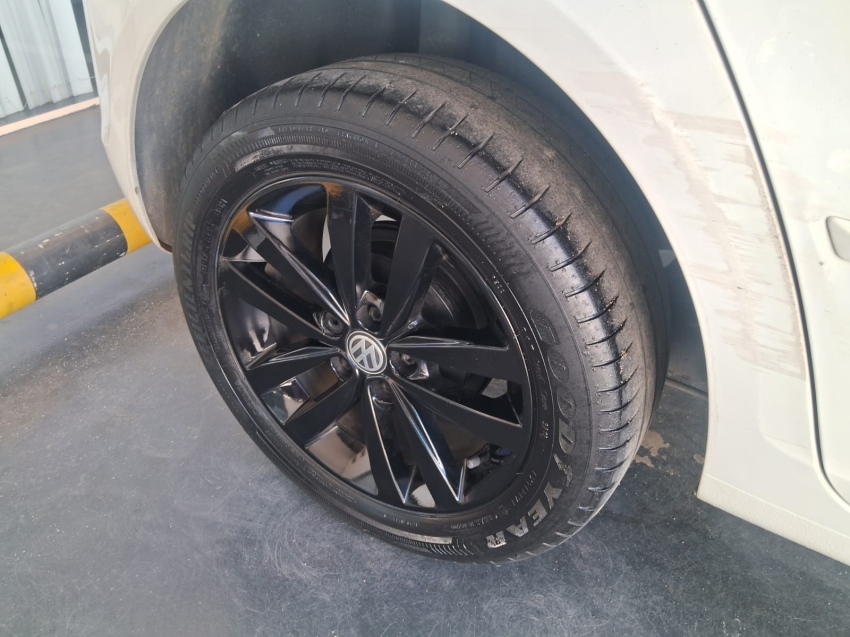 volkswagen fox 1.6 msi total flex connect 4p manual 201913