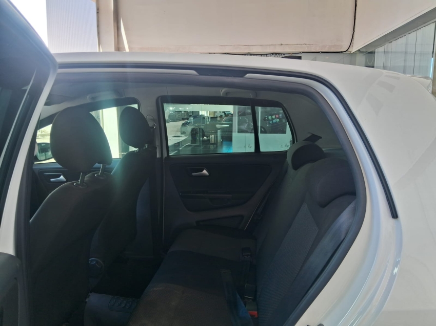 volkswagen fox 1.6 msi total flex connect 4p manual 20194