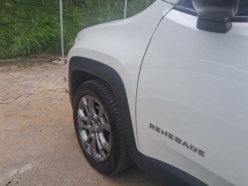 renegade longitude 1.3 t270 at5