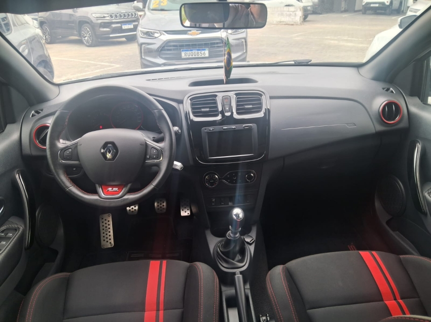 sandero sport rs 2.010