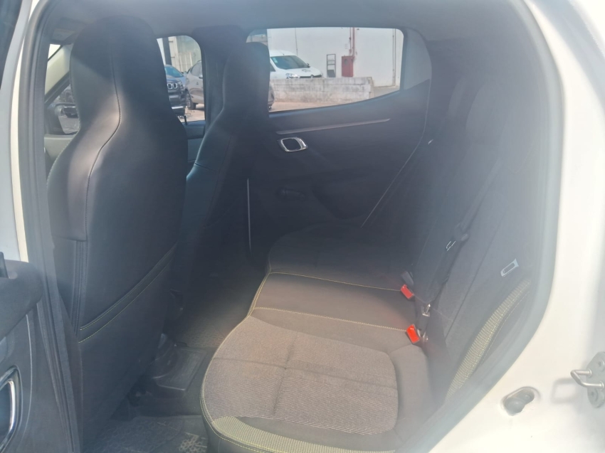 kwid outsider 1.07