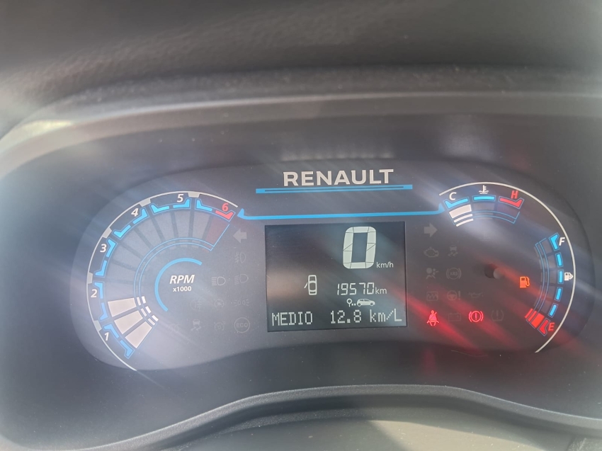 kwid outsider 1.012