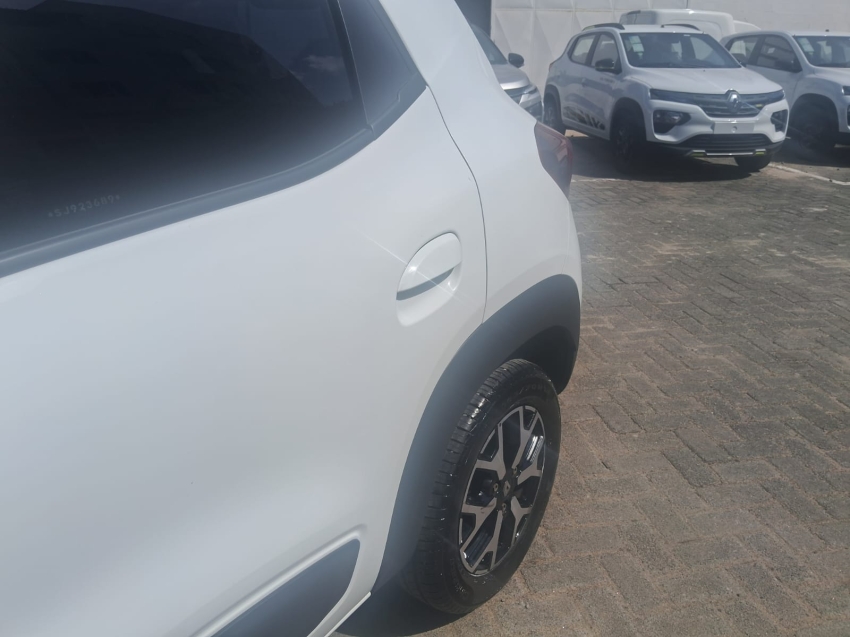 kwid outsider 1.04