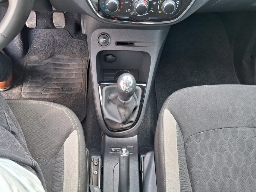 captur zen 1.6 manual13